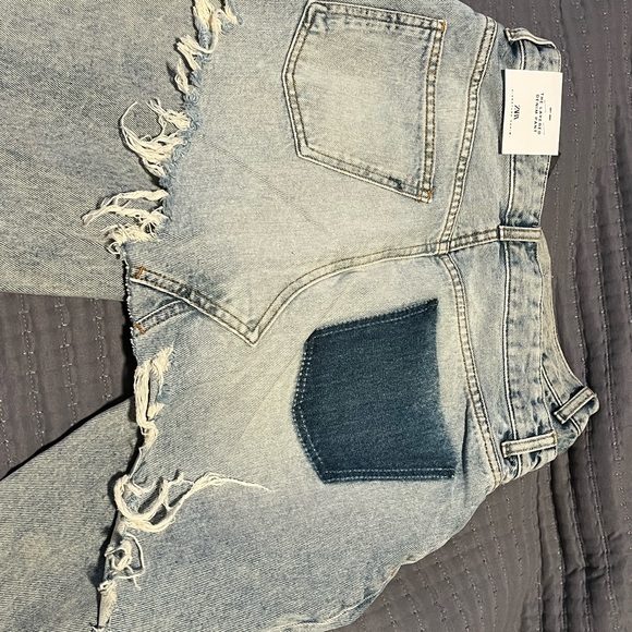 Zara distressed jeans size 4 $159 Rare Find Sold Out Bloggers Fav - Picture 5 of 7